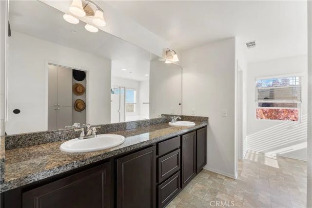2517 San Madrid Way, Rosamond, CA 93560