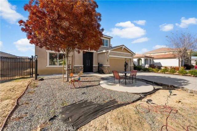 2517 San Madrid Way, Rosamond, CA 93560