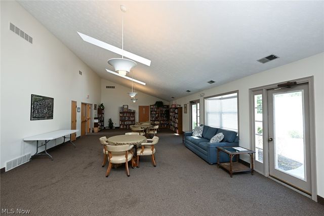 839 Sutton Place, Akron, OH 44313