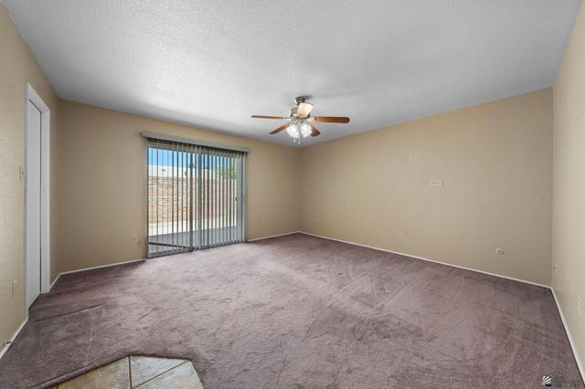 1420 E Sunset Ct, Yuma, AZ 85364