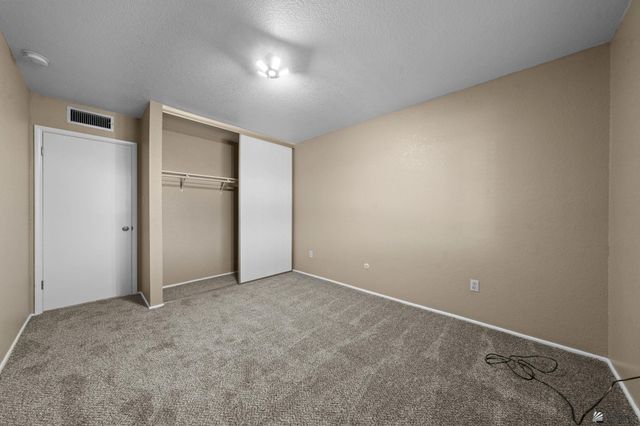 1420 E Sunset Ct, Yuma, AZ 85364