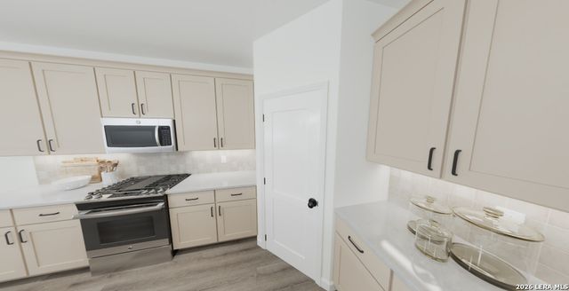 139 Peeps Ct., Adkins, TX 78101