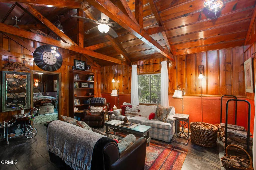 Image 5 of property listing at 11 N San Gabriel Canyon Road, Azusa, CA 91702