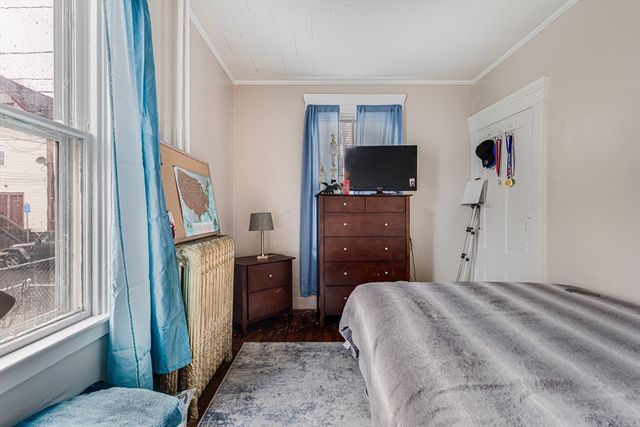 151 Cedar St, New Bedford, MA 02740