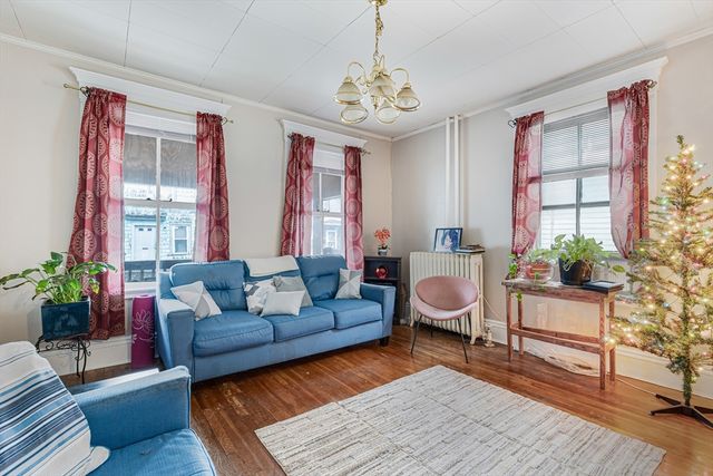 151 Cedar St, New Bedford, MA 02740