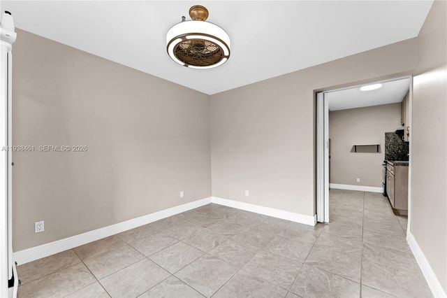 157 Curtiss Pkwy, Miami Springs, FL 33166