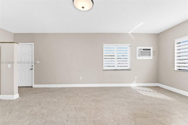 157 Curtiss Pkwy, Miami Springs, FL 33166