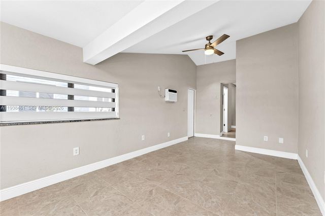 157 Curtiss Pkwy, Miami Springs, FL 33166