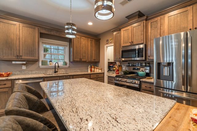 607 Satsuma Court S, Ellijay, GA 30536