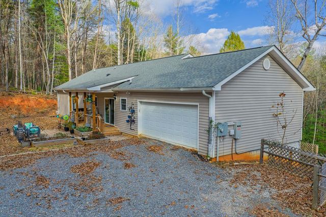 607 Satsuma Court S, Ellijay, GA 30536