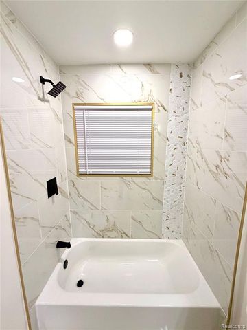 9550 Heyden Street, Detroit, MI 48228