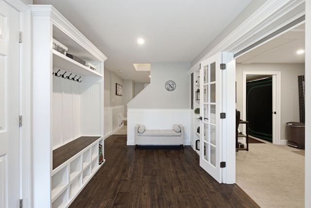 5 Fairview Rd, Peabody, MA 01960