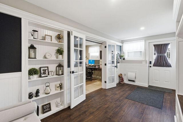 5 Fairview Rd, Peabody, MA 01960