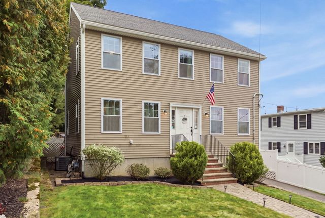 5 Fairview Rd, Peabody, MA 01960