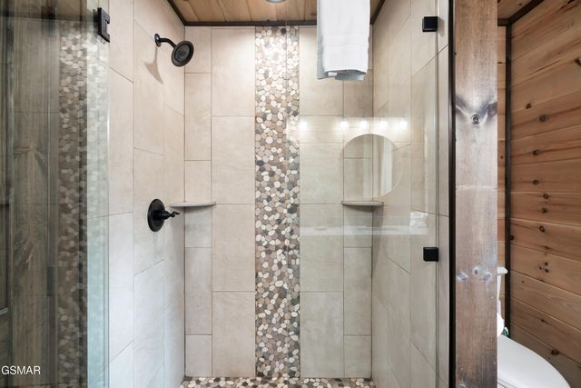 842 Vixen Run, Gatlinburg, TN 37738