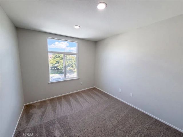2371 W Via Bello, Rialto, CA 92377