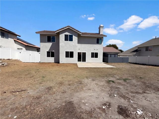 2371 W Via Bello, Rialto, CA 92377