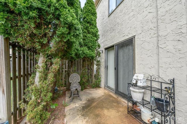 7 Carriage Place, Edison, NJ 08820