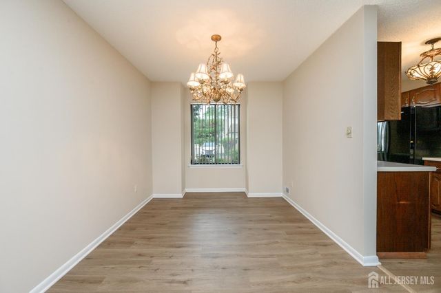 7 Carriage Place, Edison, NJ 08820