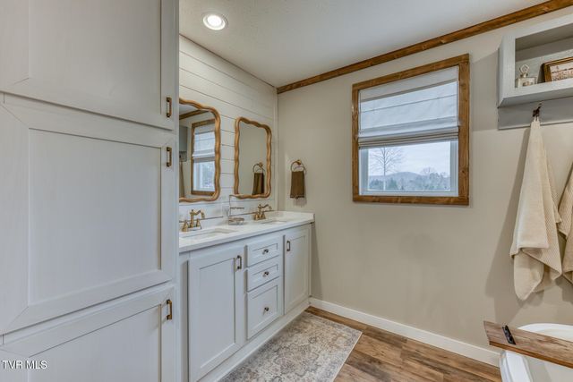 193 & 195 North Fork Branch Road, Rogersville, TN 37857