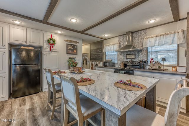 193 & 195 North Fork Branch Road, Rogersville, TN 37857