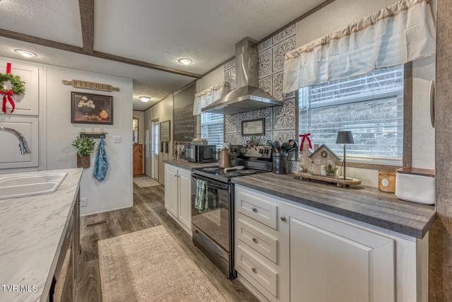 193 & 195 North Fork Branch Road, Rogersville, TN 37857