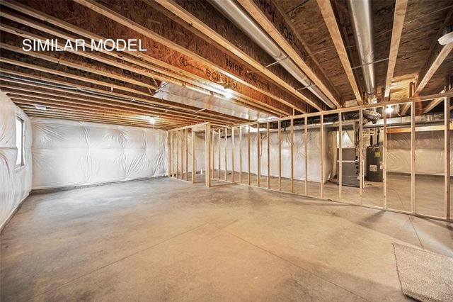 581 NW Crystal Creek Lane, Grimes, IA 50111