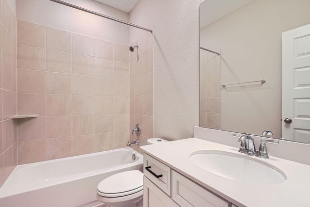 2008 Bristol Cliff Lane, Pearland, TX 77089