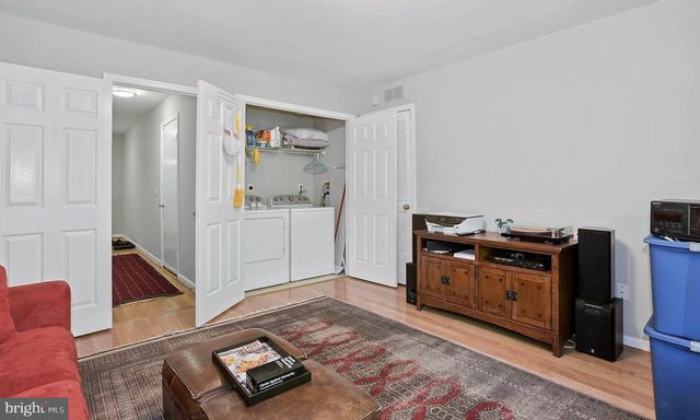 12062 EDGEMERE CIR, Reston, VA 20190