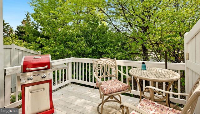 12062 EDGEMERE CIR, Reston, VA 20190