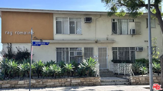 950 N Genesee Avenue 2, West Hollywood, CA 90046