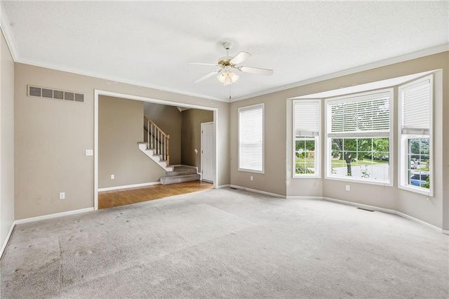 4742 Mund Road, Shawnee, KS 66218