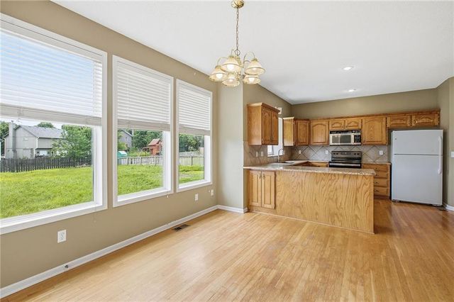 4742 Mund Road, Shawnee, KS 66218