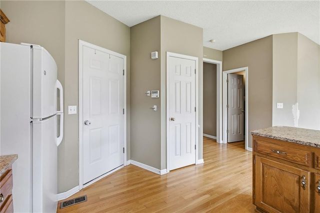 4742 Mund Road, Shawnee, KS 66218