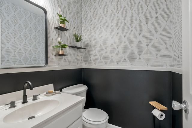 123 Eastdale Ln, Dickson, TN 37055