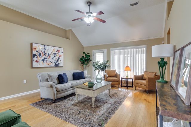 3135 SEA RAY LN, Lakeland, TN 38002