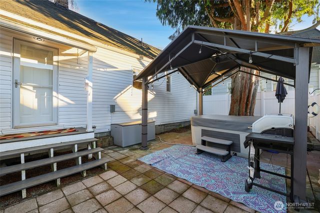 2602 N 15th Street, Tacoma, WA 98406