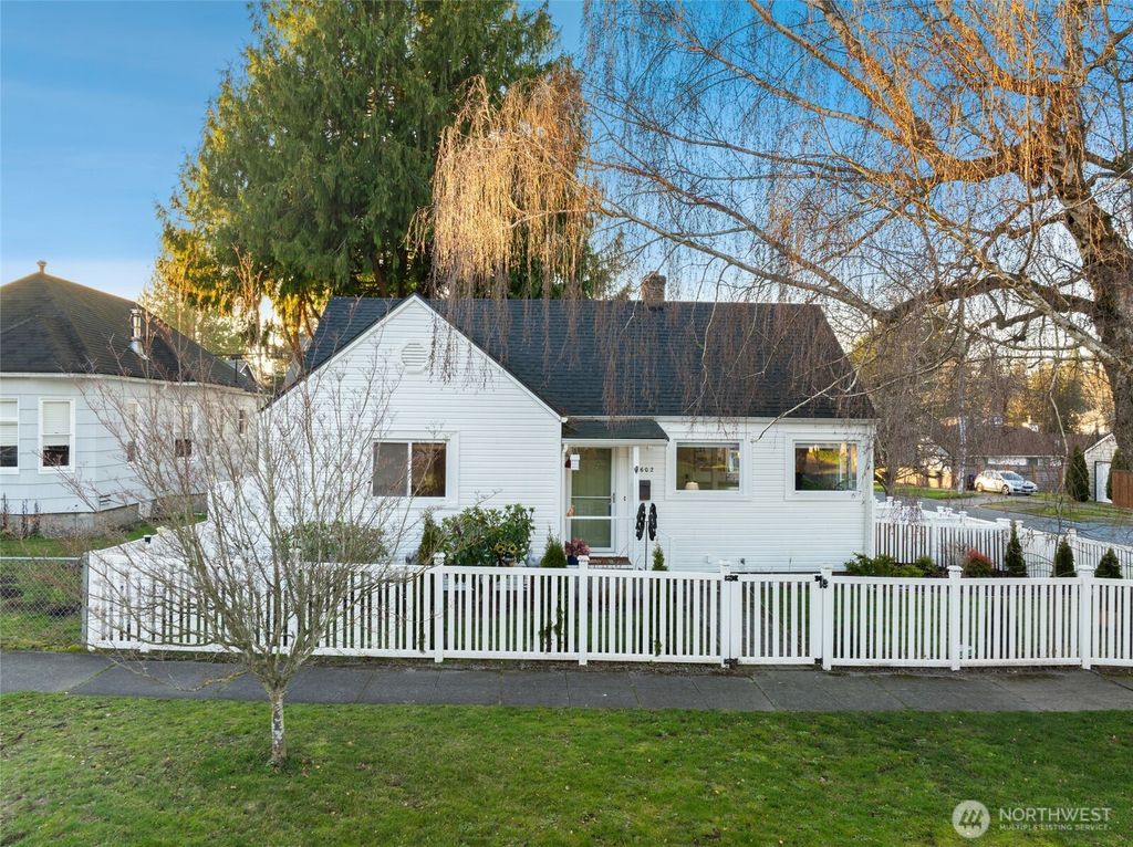 2602 N 15th Street, Tacoma, WA 98406