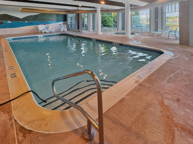 110 Sailors Cove Dr Unit 1314, Moneta, VA 24121