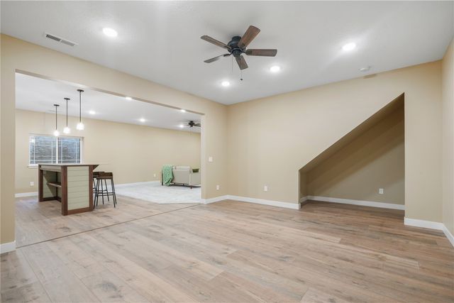 5630 Seminole Valley Trail NE, Cedar Rapids, IA 52411