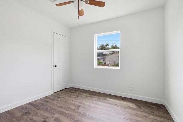 407 Meters Street, Houston, TX 77020