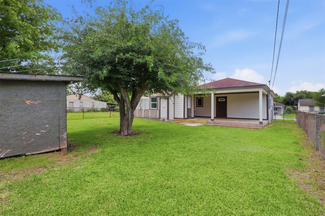 407 Meters Street, Houston, TX 77020