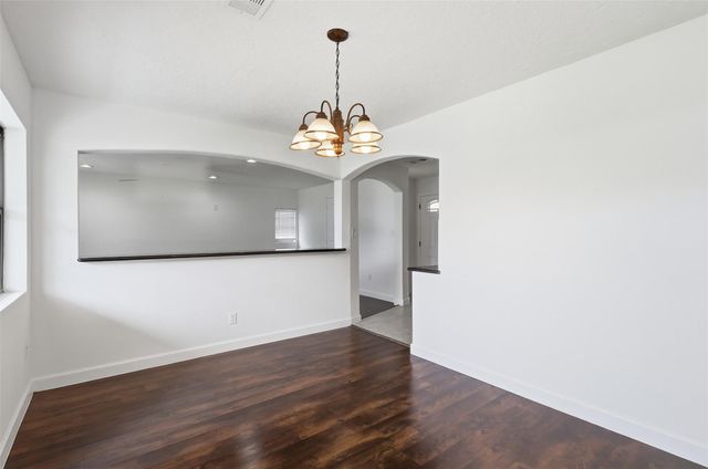 407 Meters Street, Houston, TX 77020