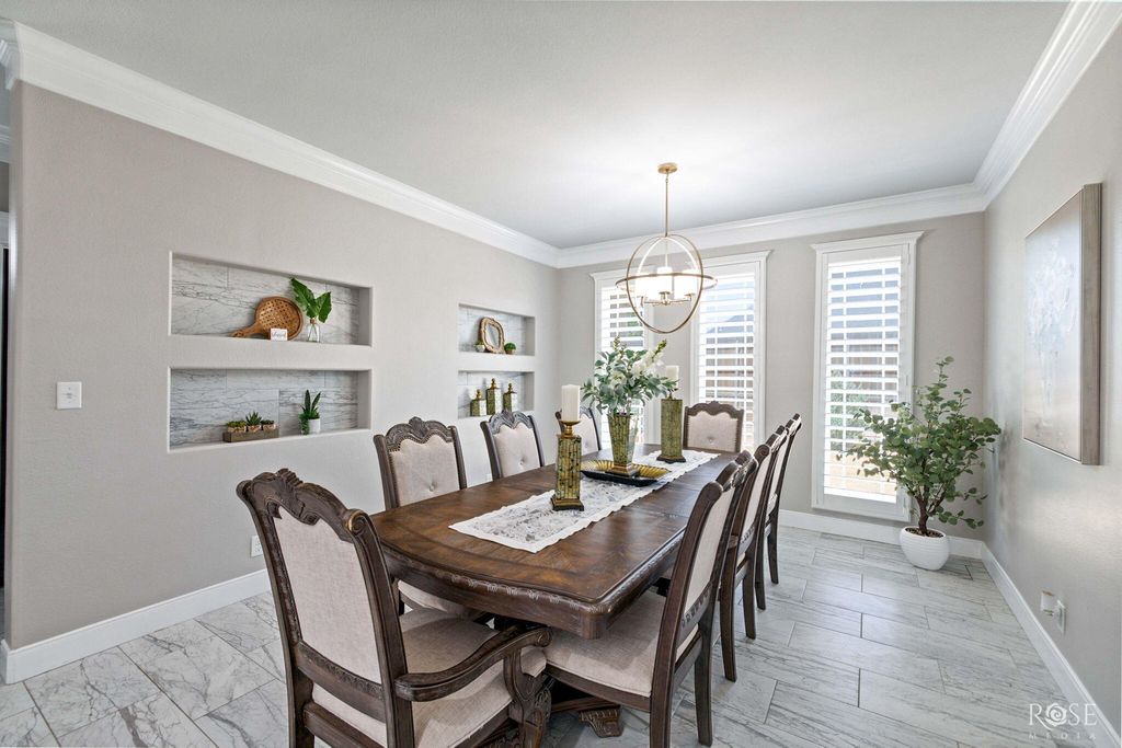 Image 15 of property listing at 4745 Karsten Creek Drive, San Angelo, TX 76904