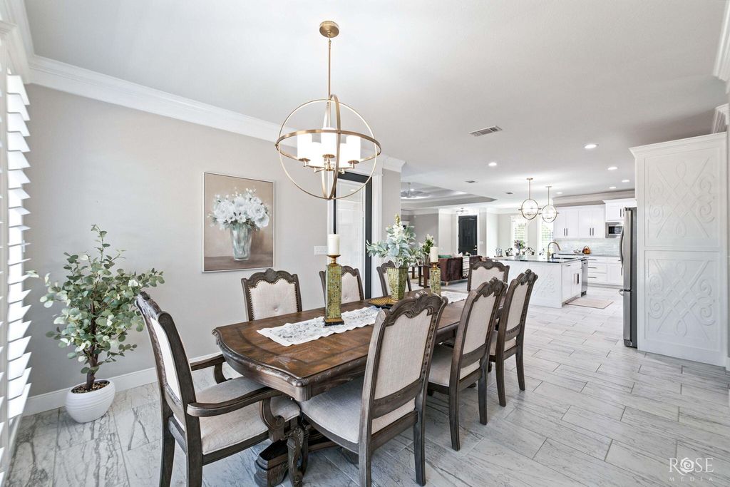 Image 16 of property listing at 4745 Karsten Creek Drive, San Angelo, TX 76904