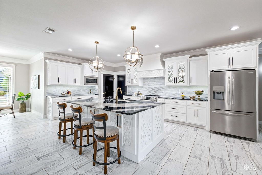 Image 2 of property listing at 4745 Karsten Creek Drive, San Angelo, TX 76904