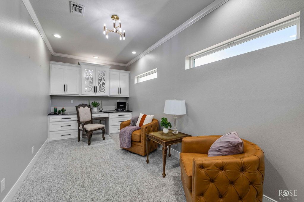Image 25 of property listing at 4745 Karsten Creek Drive, San Angelo, TX 76904