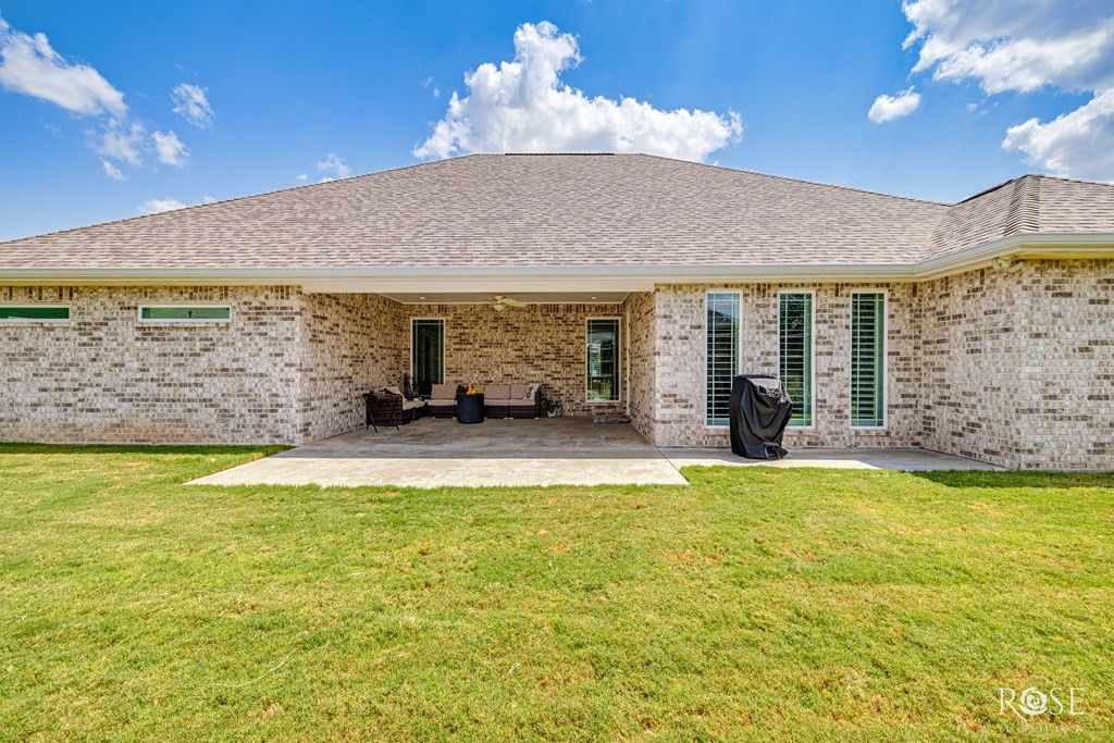 Image 38 of property listing at 4745 Karsten Creek Drive, San Angelo, TX 76904