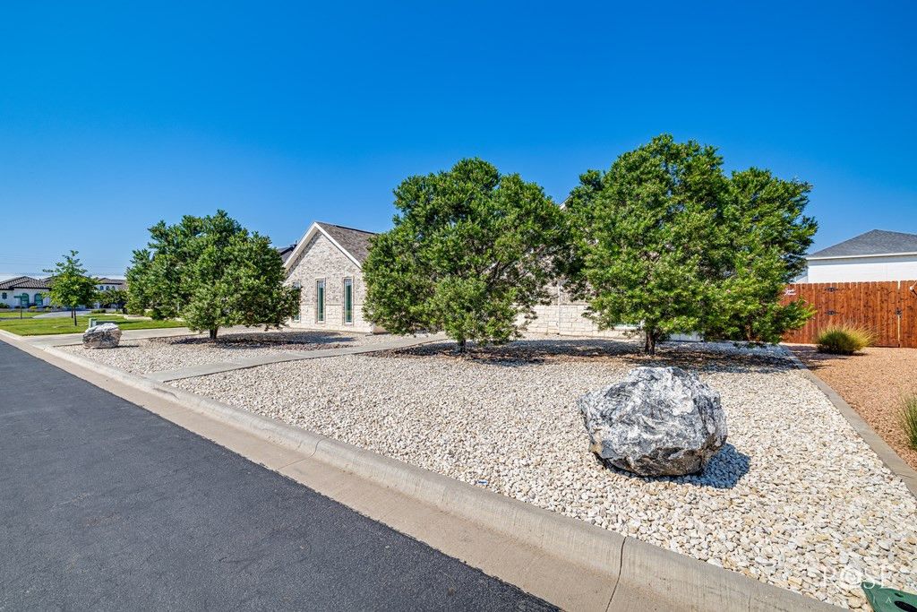 Image 51 of property listing at 4745 Karsten Creek Drive, San Angelo, TX 76904