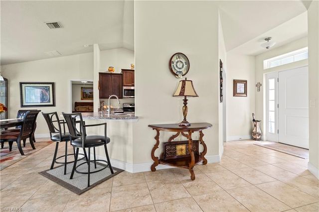 192 Townsend CT, Lehigh Acres, FL 33972